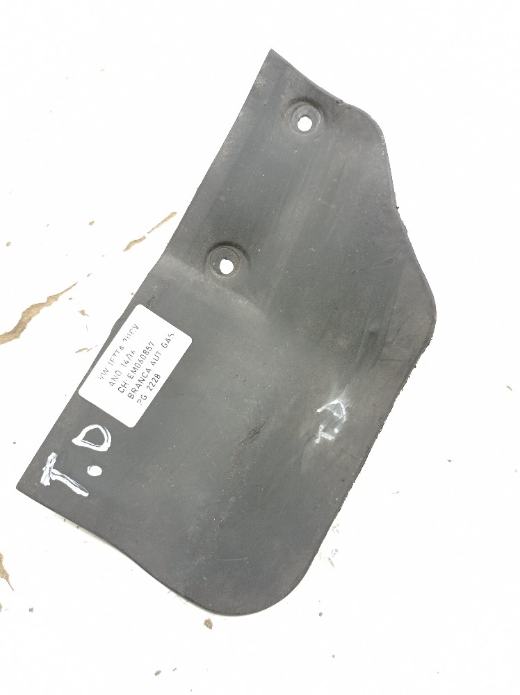 Acabamento Parabarro Traseiro Direito Vw Jetta Tsi 2.0 2014