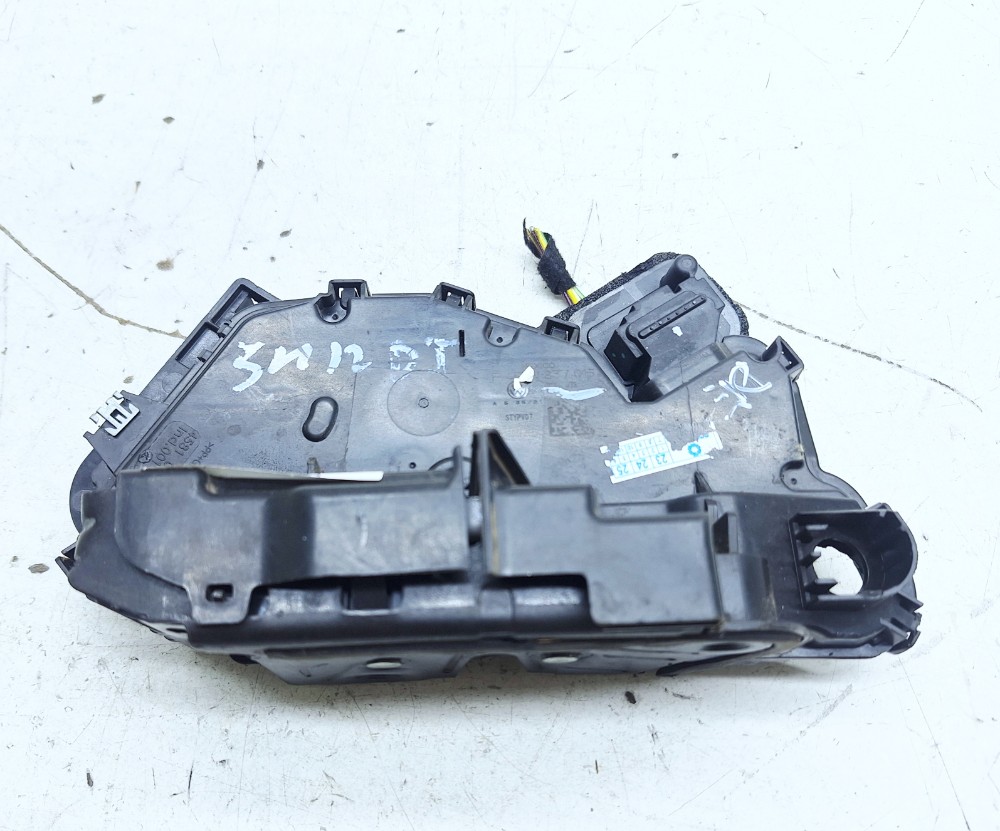 Fechadura Porta Dianteira Esquerda Jetta 2.0 2019 5nn837015