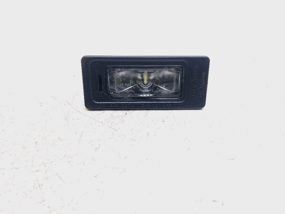 Luz Placa Esquerdo Vw Virtus Tsi 1.4 2022 2023 5na943021