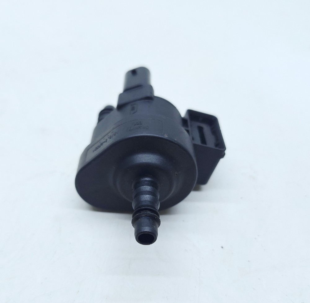 Válvula Canister Audi A3 Sedan 1.8 2015 06H906517T