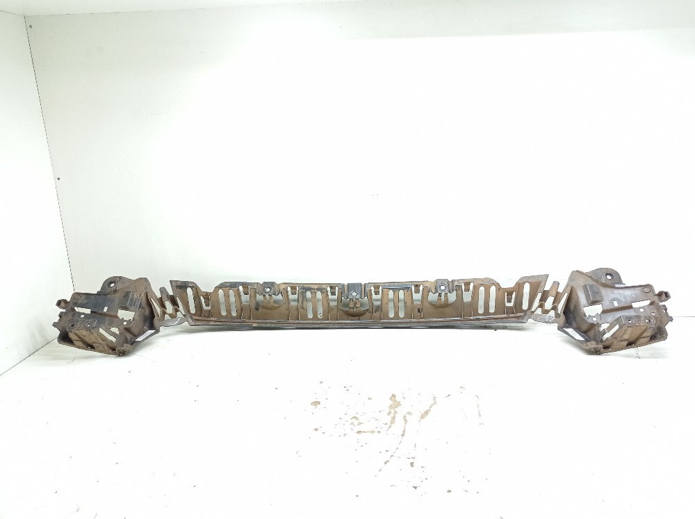 Guia Central Parachoque Traseiro Bmw Gt 2.0 2014 2015
