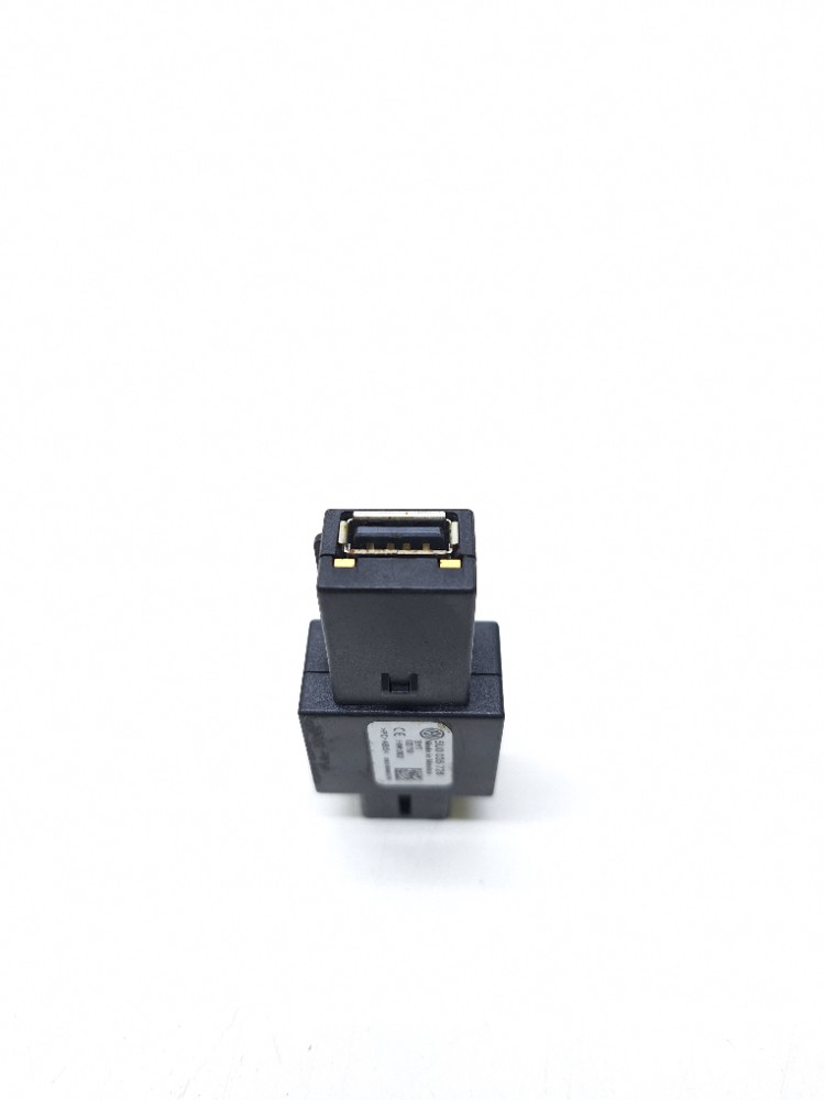 Entrada Auxiliar Usb Vw Tiguan Tsi 1.4 2019 2020 5u0035726