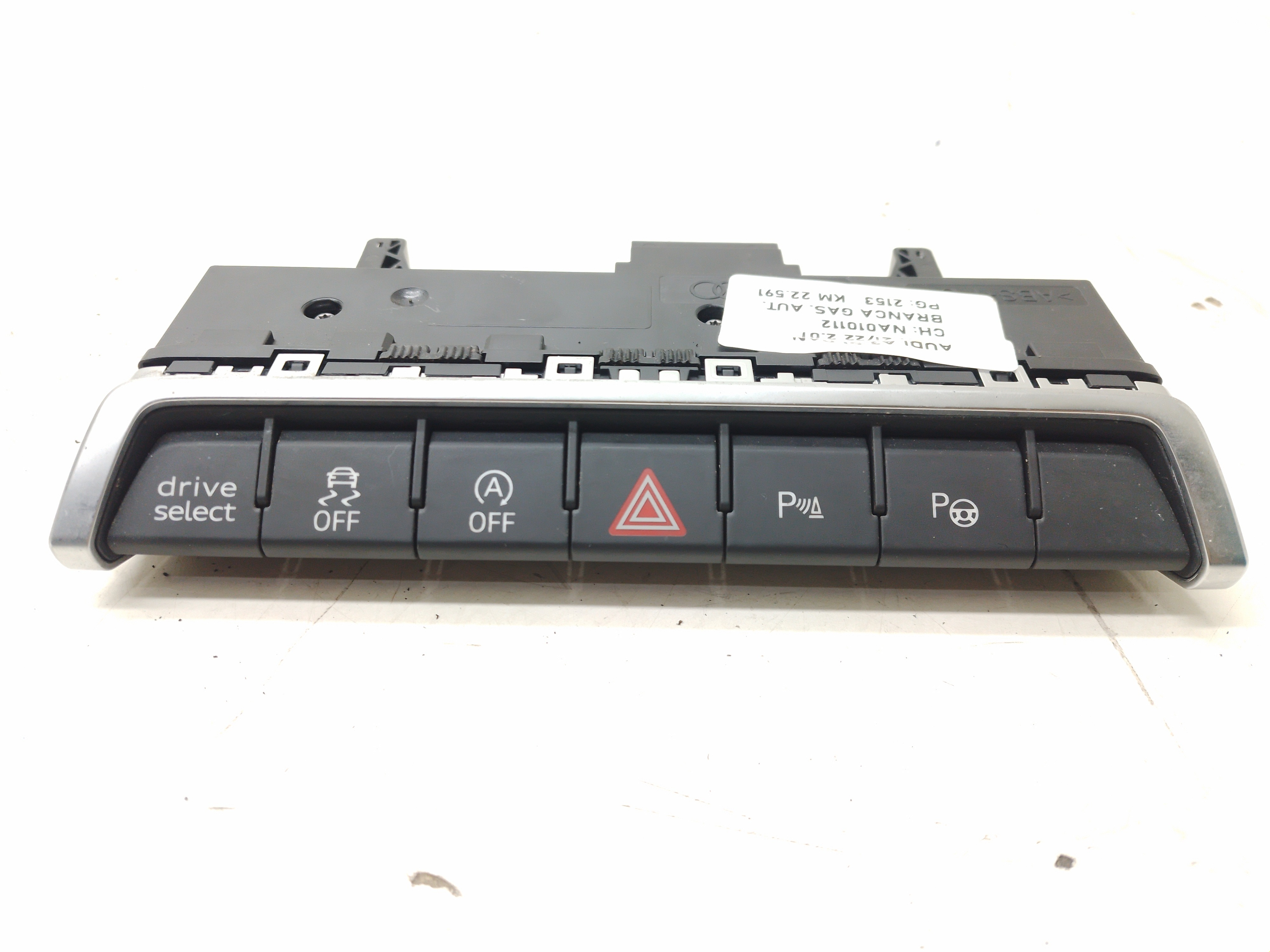 Botão Comando Pisca Alerta Audi A3 Tfsi 2.0 2021 Nº8y0925301