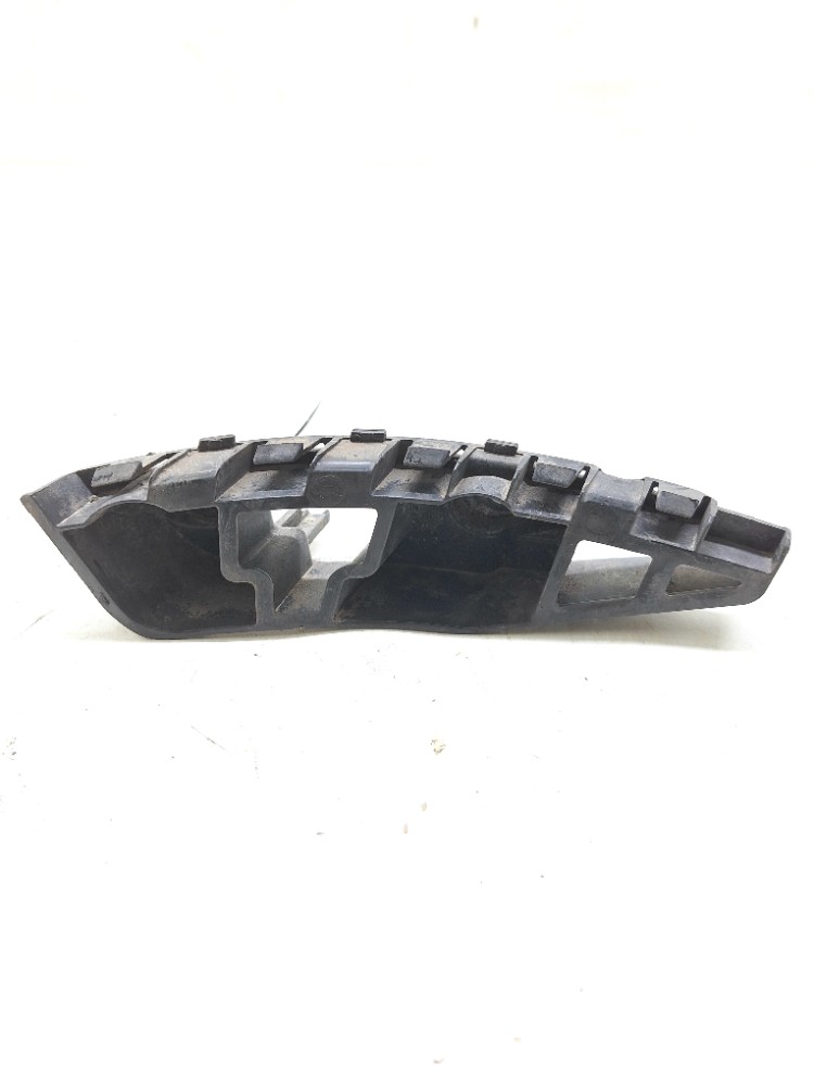 Guia Direito Parachoque Dianteiro Vw Jetta Tsi 2.0 2016