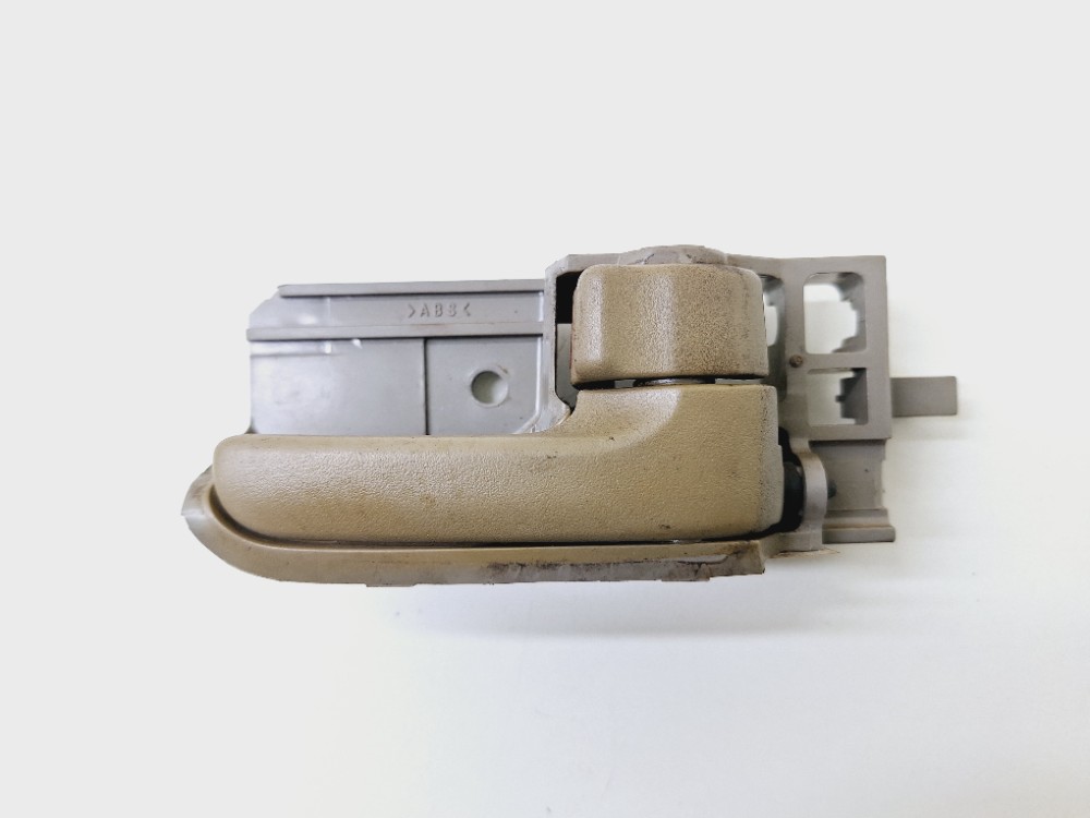 Maçaneta Interna Dianteira Direita Toyota Fielder 2007 2008 Bege Dianteira