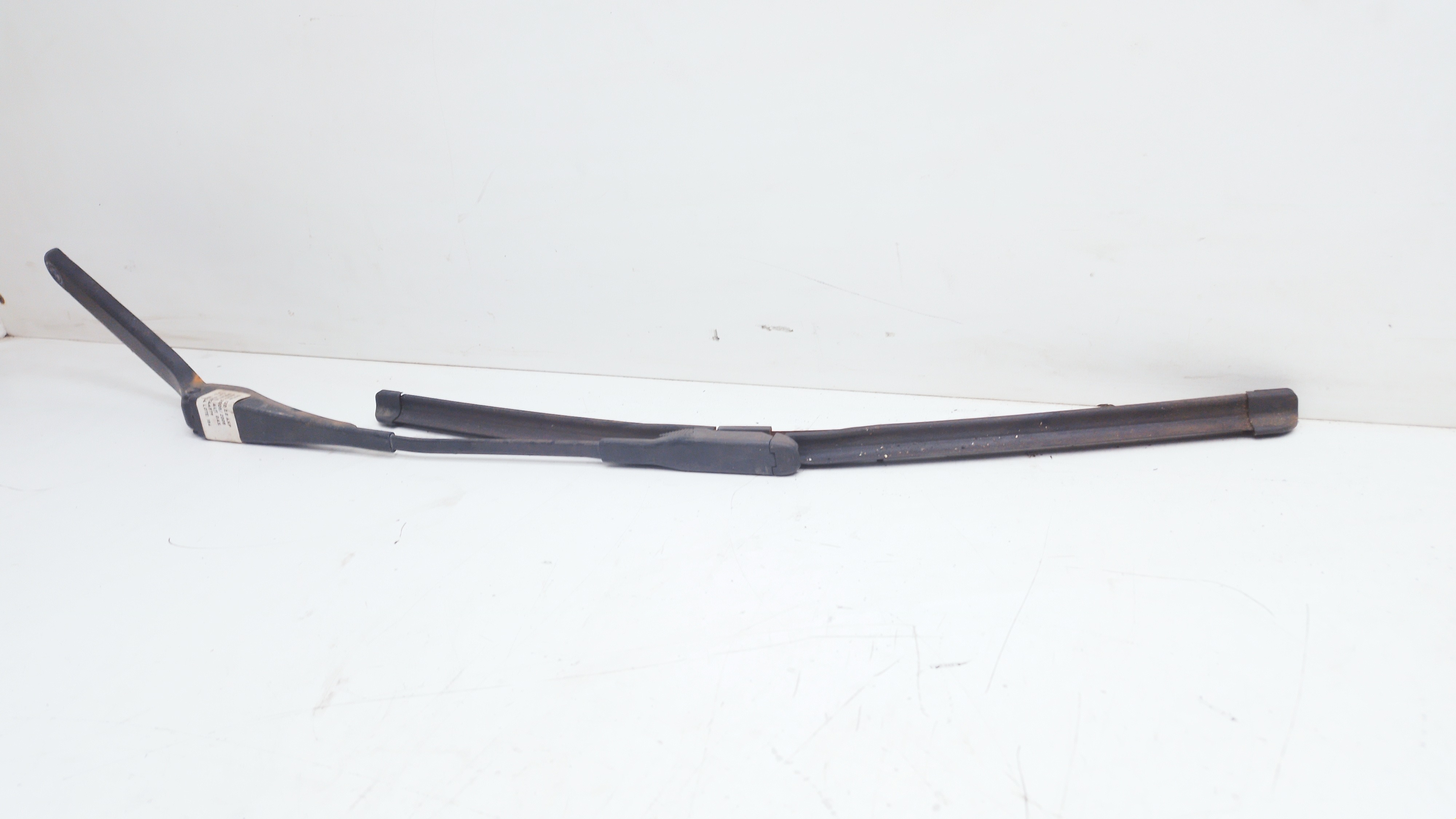 Braço Limpador Direito Parabrisa Bmw 120 2.0 2004/ 2005 Direito