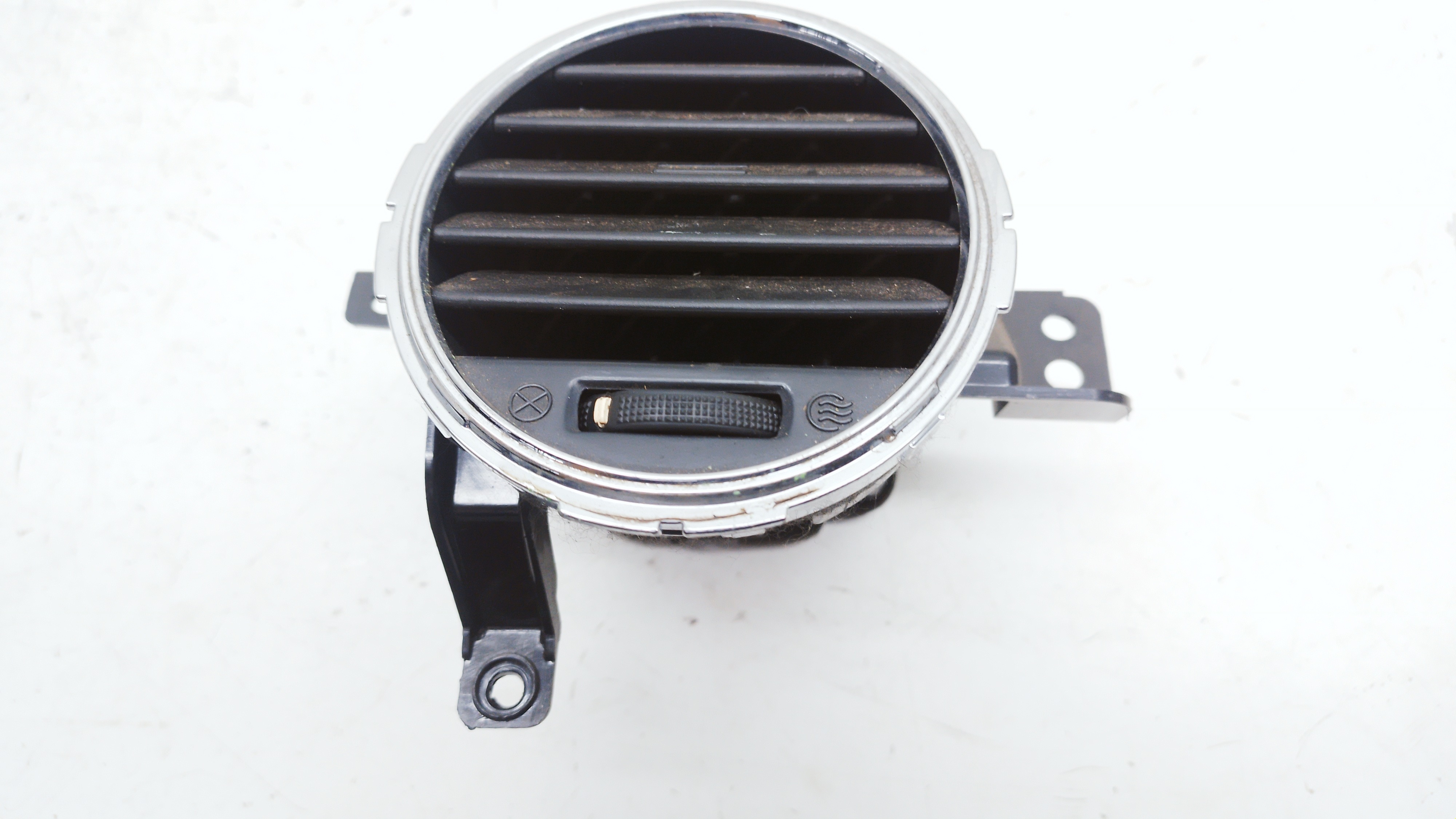 Difusor Ar Central Direito Kia Carens 2013 Nº974201d000