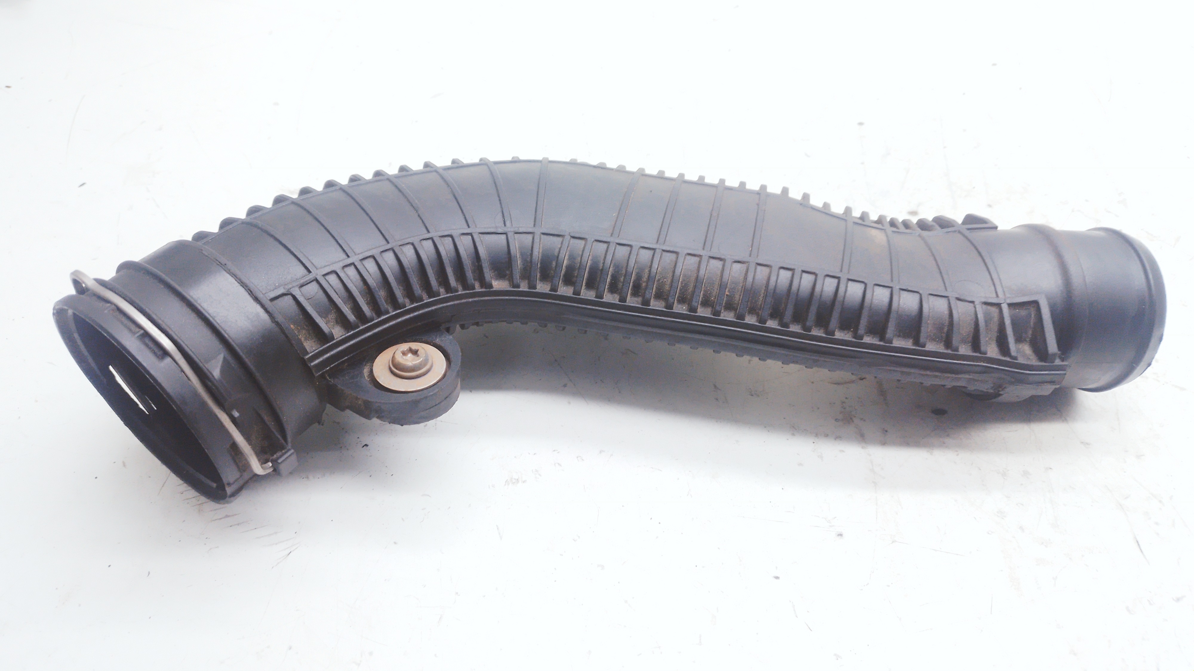 Mangueira Intercooler Audi Q3 Tfsi 2.0 2014 Nº1k0145840r Preto