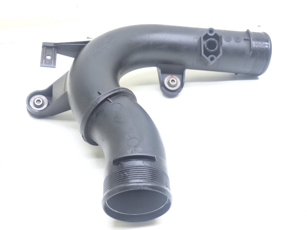 Mangueira Intercooler Audi A3 Sedan Tfsi 2.0 2016 5q0145770a