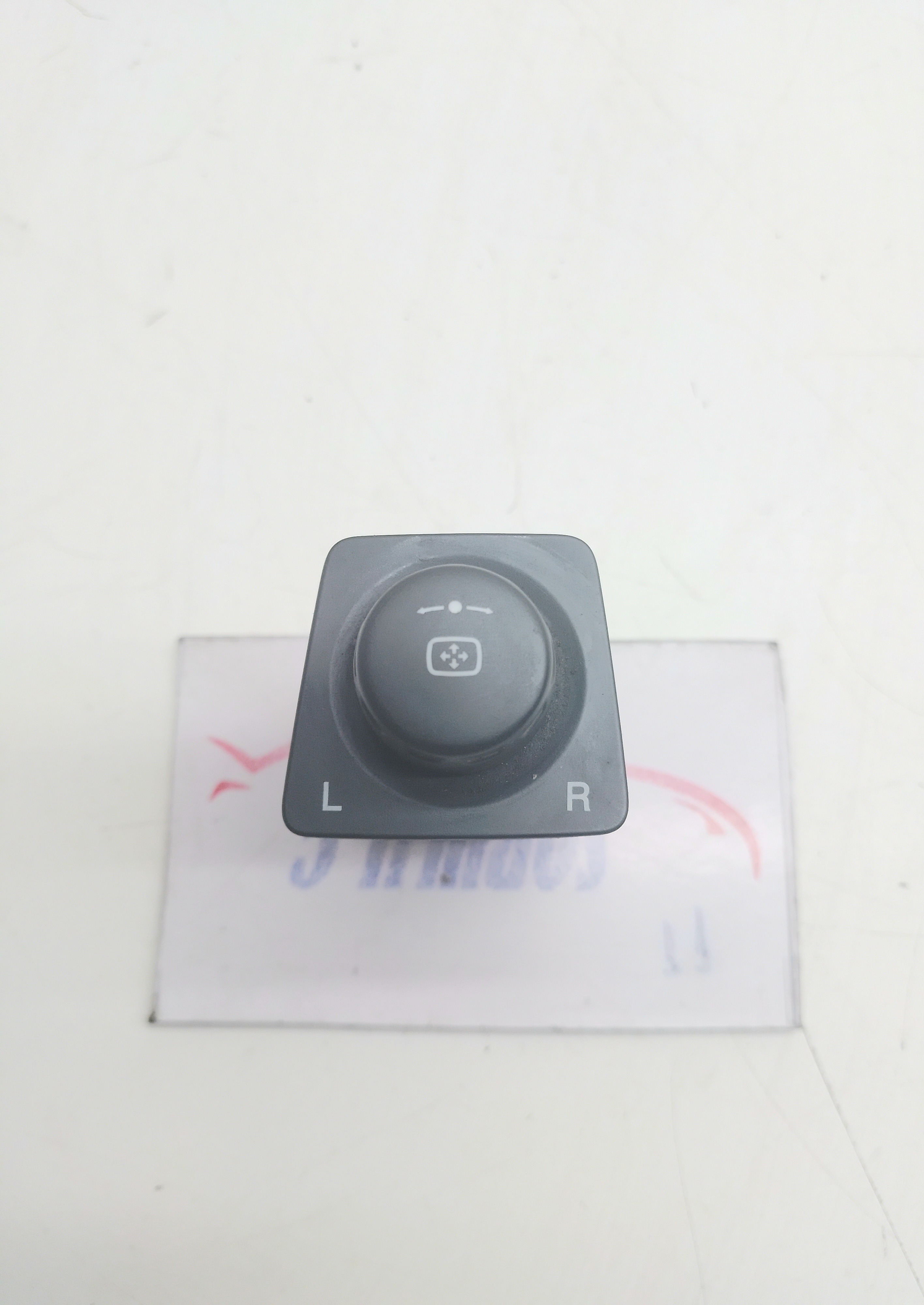 Botão Ajuste Retrovisor Chevrolet Captiva 2.4 2011