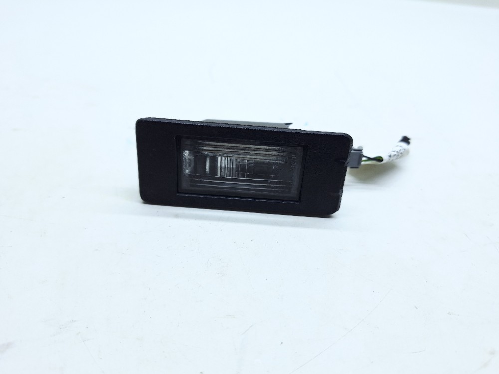 Luz Placa Traseira Direita Gm Equinox 2.0 2019 13590043