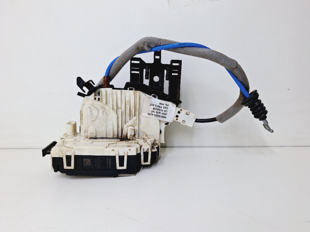 Fechadura Porta Dianteira Direita Mercedes A200 2014 2015