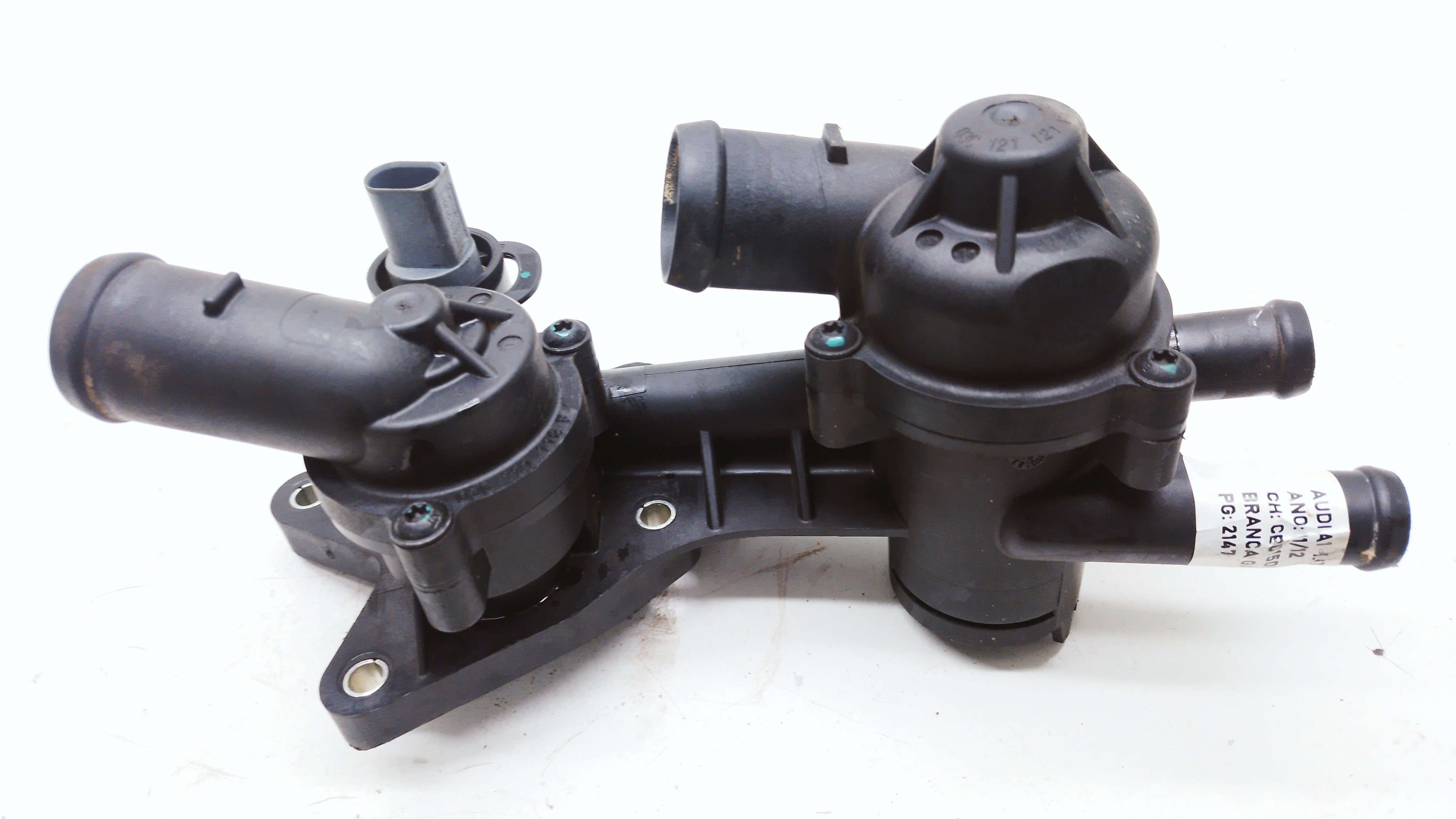 Carcaça Válvula Termostatica Audi A1 2011/ 2012 Nº03c121118f