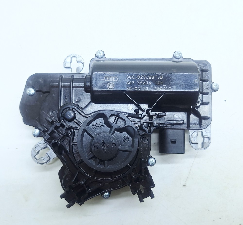 Motor Tampa Traseira Vw Tiguan Tsi 2.0 2021 3G0827887B