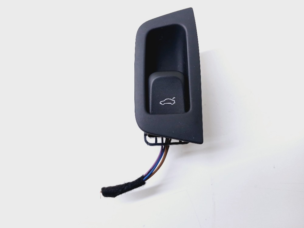 Botão Abertura Porta Malas Audi Q3 Tfsi 1.4 2018 2019
