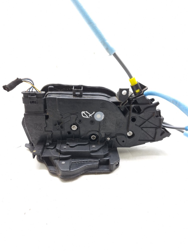 Fechadura Porta Traseira Direita Bmw 320i 2.0 2020 744504609