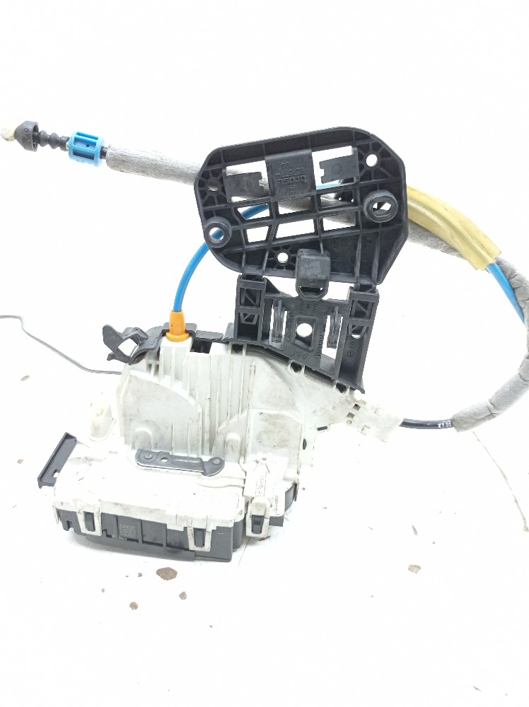 Fechadura Porta Dianteira Direita Merceces Cla45 2.0 2015