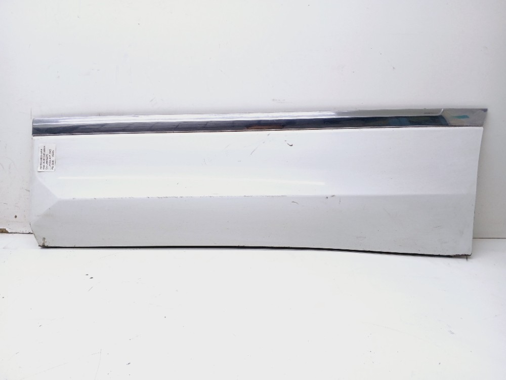 Acabamento Porta Traseira Esquerda Vw Tiguan 2.0 Tsi 2020