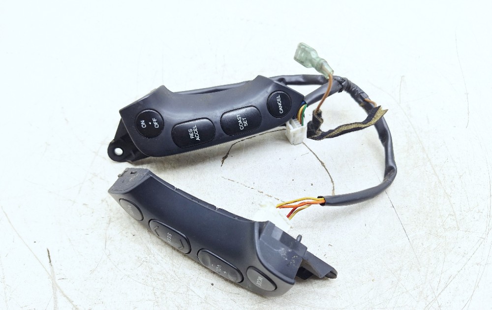 Comando Volante Hyundai Santa Fé 2.7 2007 967002b050