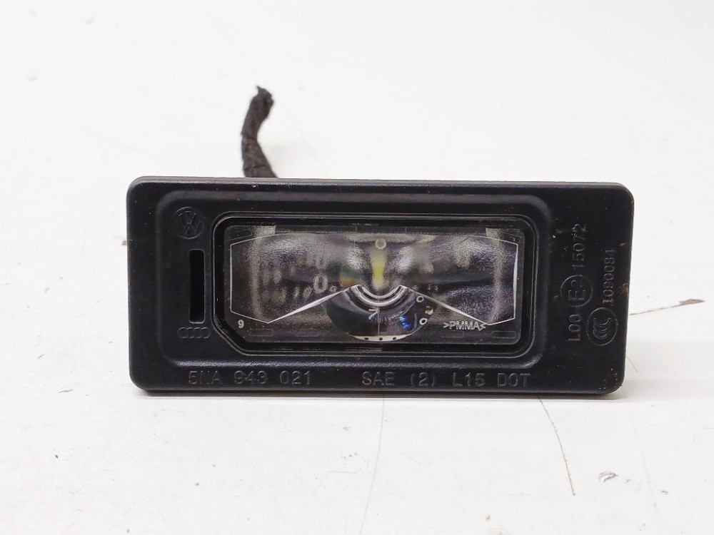 Luz Placa Volkswagen Tcross Tsi 1.4t 2019 2020 5na943021