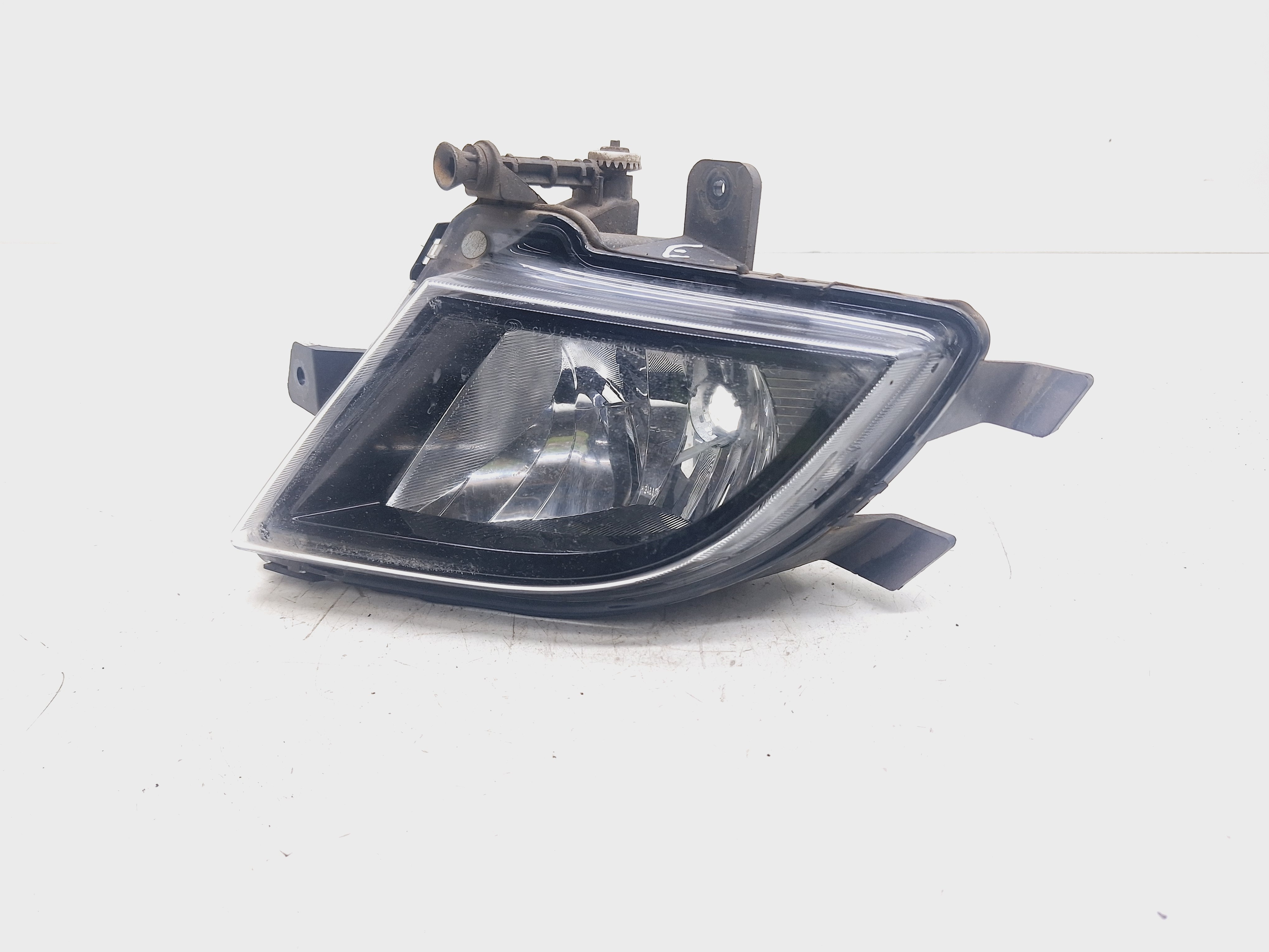 Farol Milha Esquerdo Vw Polo Gts 1.4 2022 5c7941700r Branco-frio