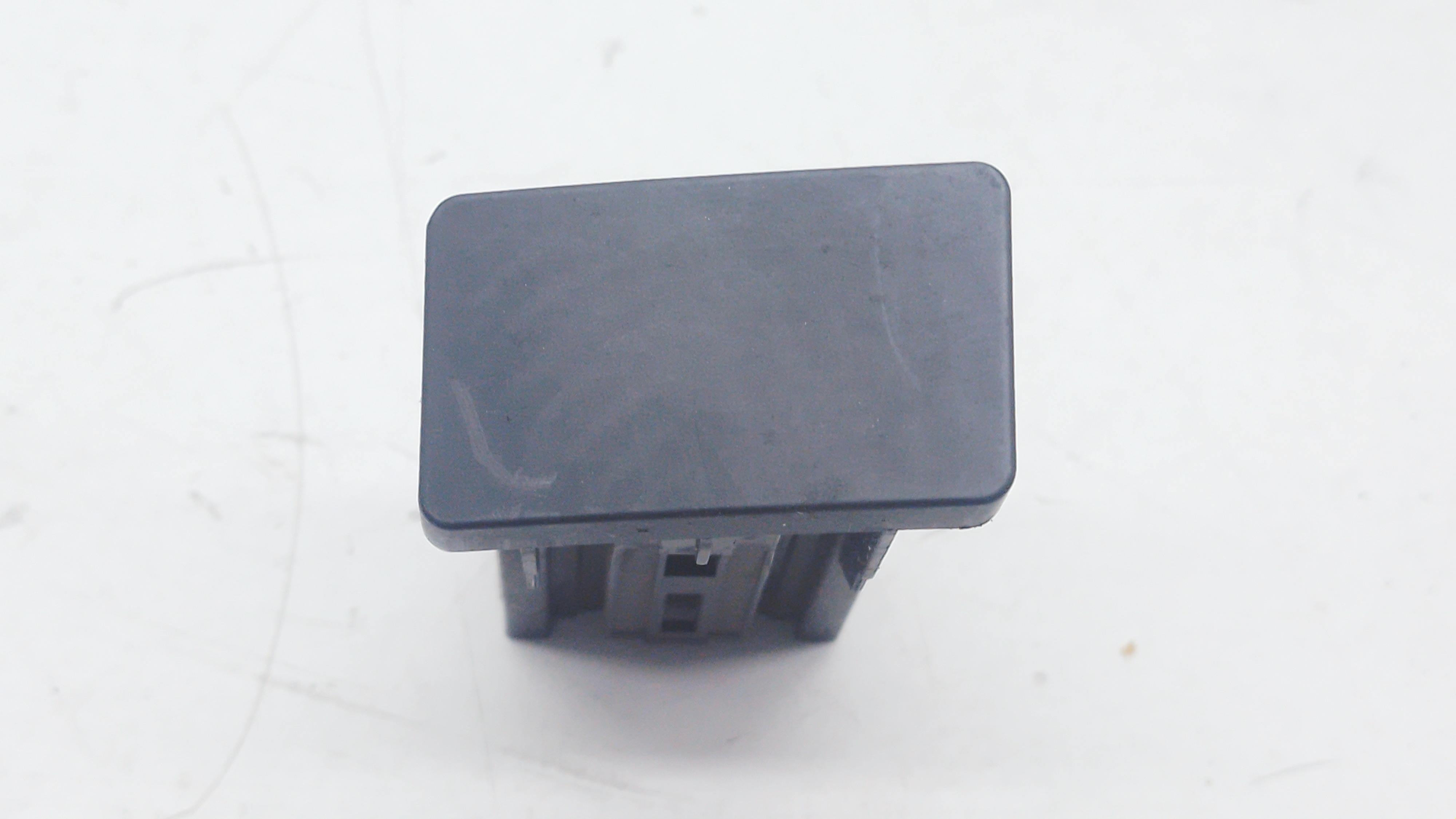 Botão Falso Hyundai Ix35 2.0 2010/ 2011