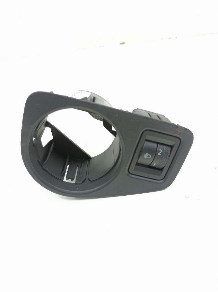 Acabamento Comando Farol C Botão Vw Golf Tsi 1.0 2017