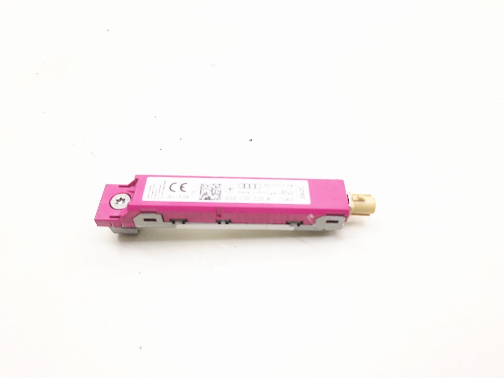 Sensor Amplificador Antena Audi Ttrs 2.5t 2021