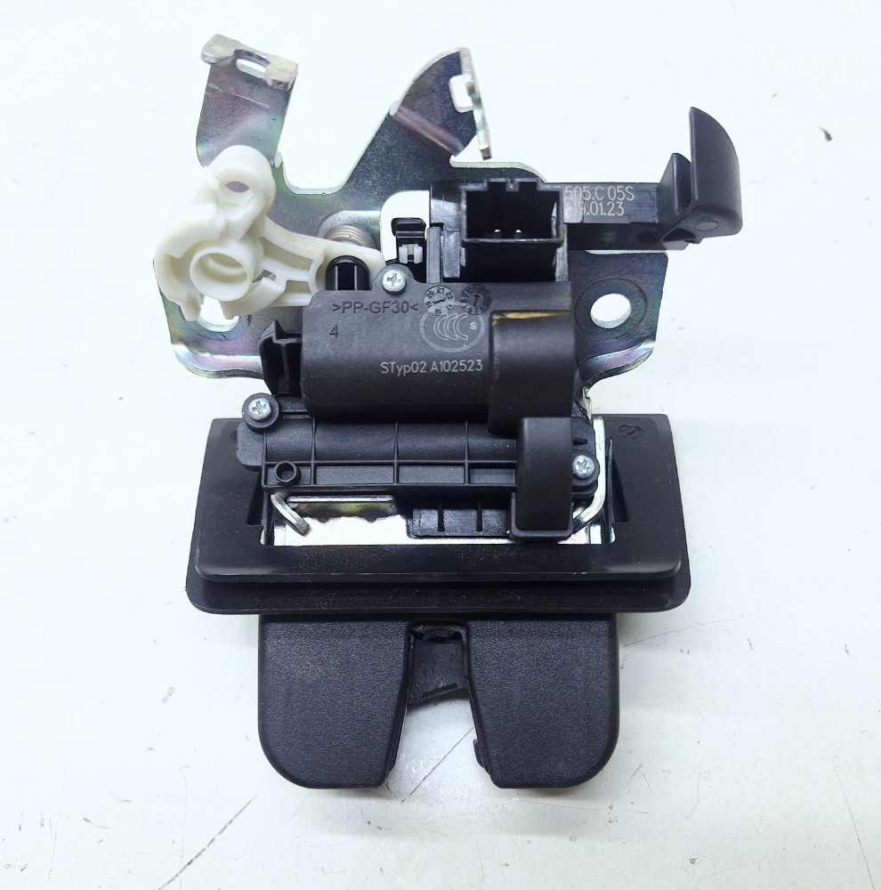 Fechadura Tampa Traseira Audi A3 Hatch 2.0 2023 8w9827505c