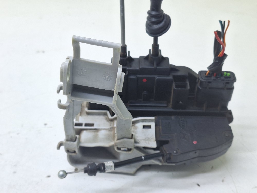 Fechadura Dianteira Direita Azera V6 2011 813203l031