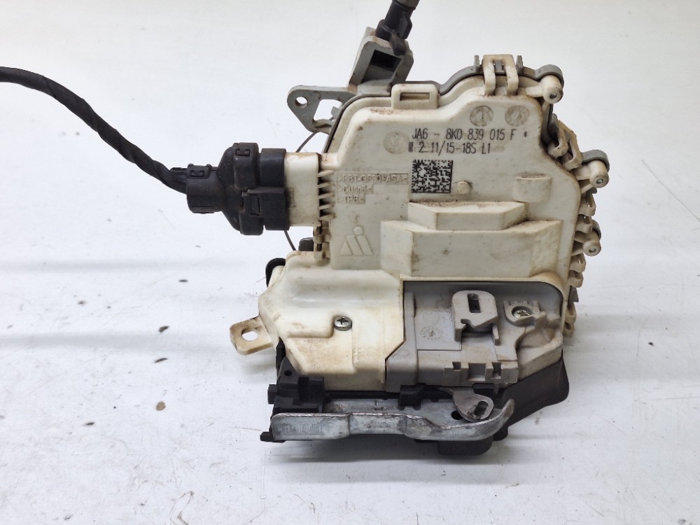 Fechadura Traseira Esquerda Audi Q3 Tfsi 1.4t 2015 2016
