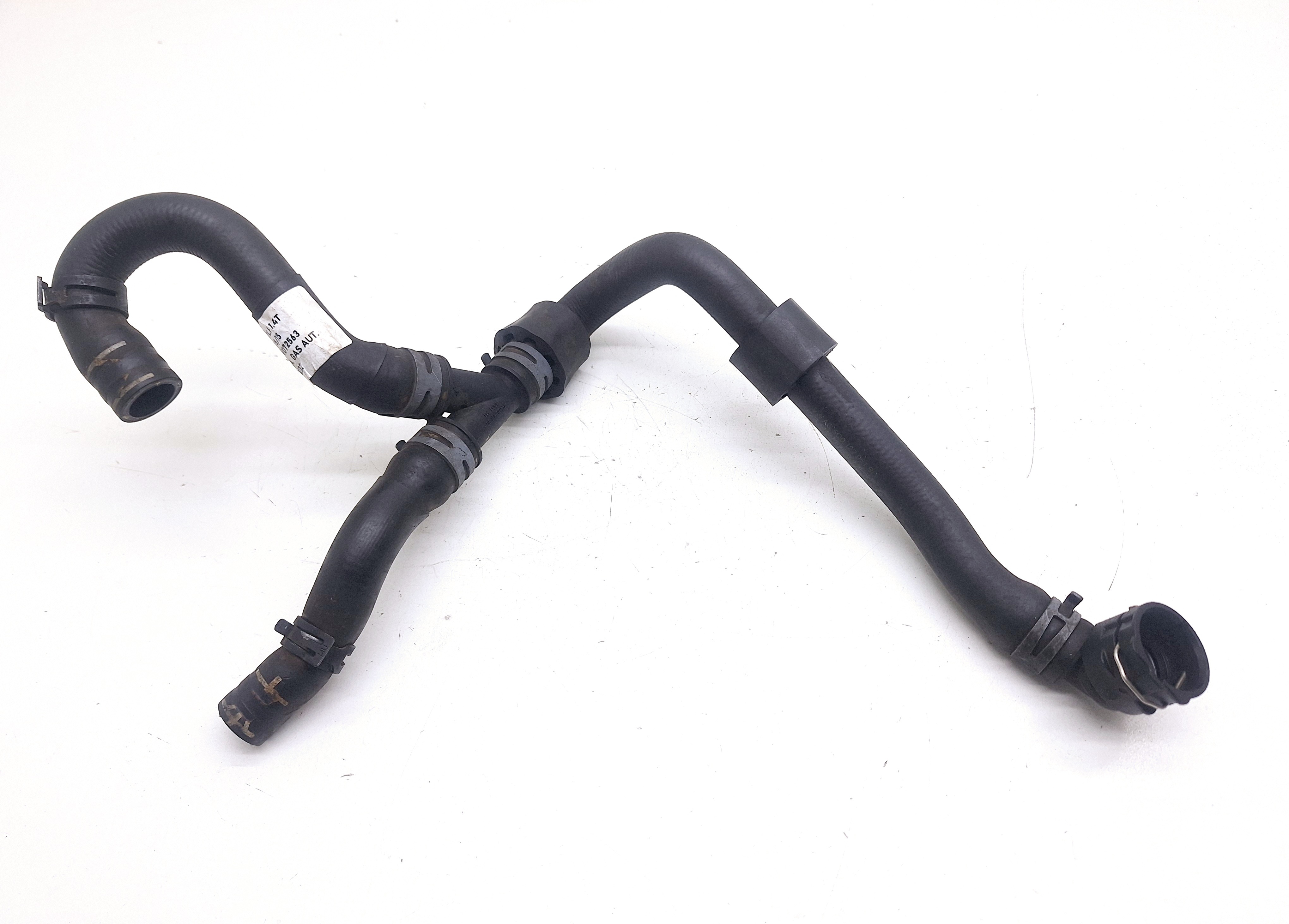 Mangueira Radiador Vw Golf Tsi 1.4 2015 Nº5q0122051bd