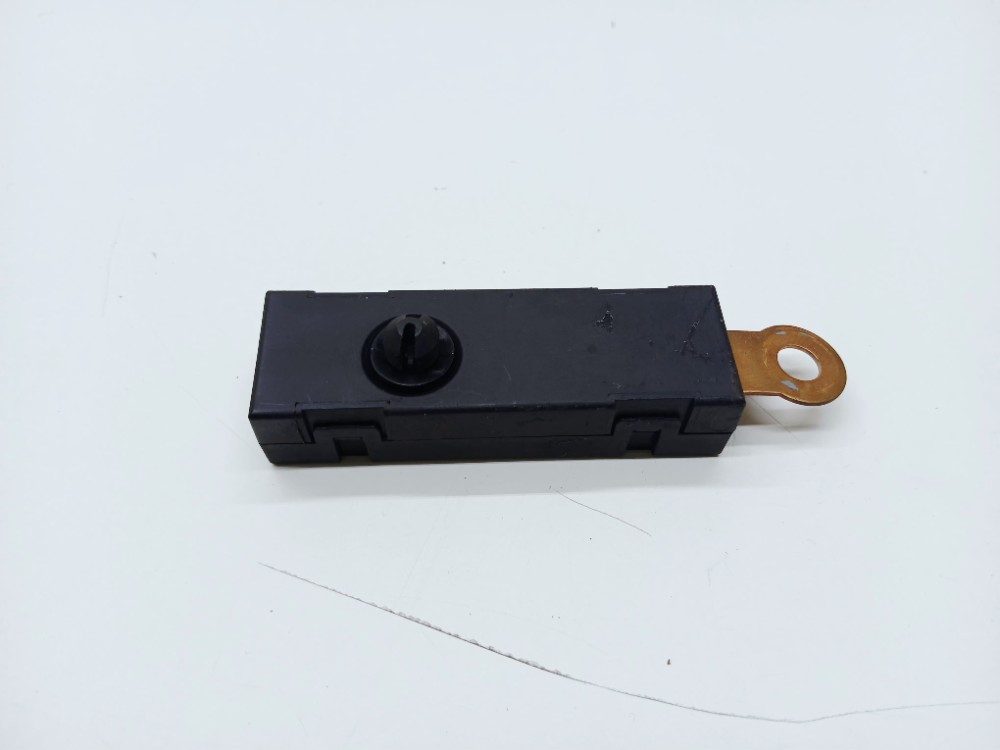 Sensor Antena Keyless Mercedes Gla200 1.6 2016 A1568200089