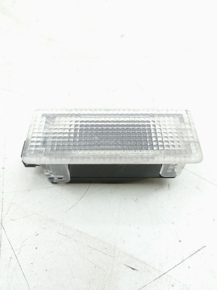 Luz Cortesia Traseira Direita Mercedes Cla200 1.6 2015 2016
