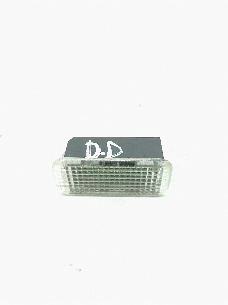 Luz Cortesia Direita Audi A3 Sedan Tfsi 2.0 2016 4e0947415
