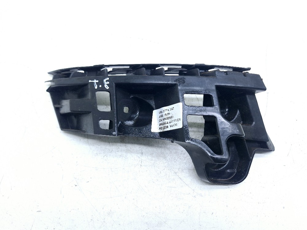 Guia Esquerdo Parachoque Traseiro Vw Jetta Tsi 1.4 2018 2019