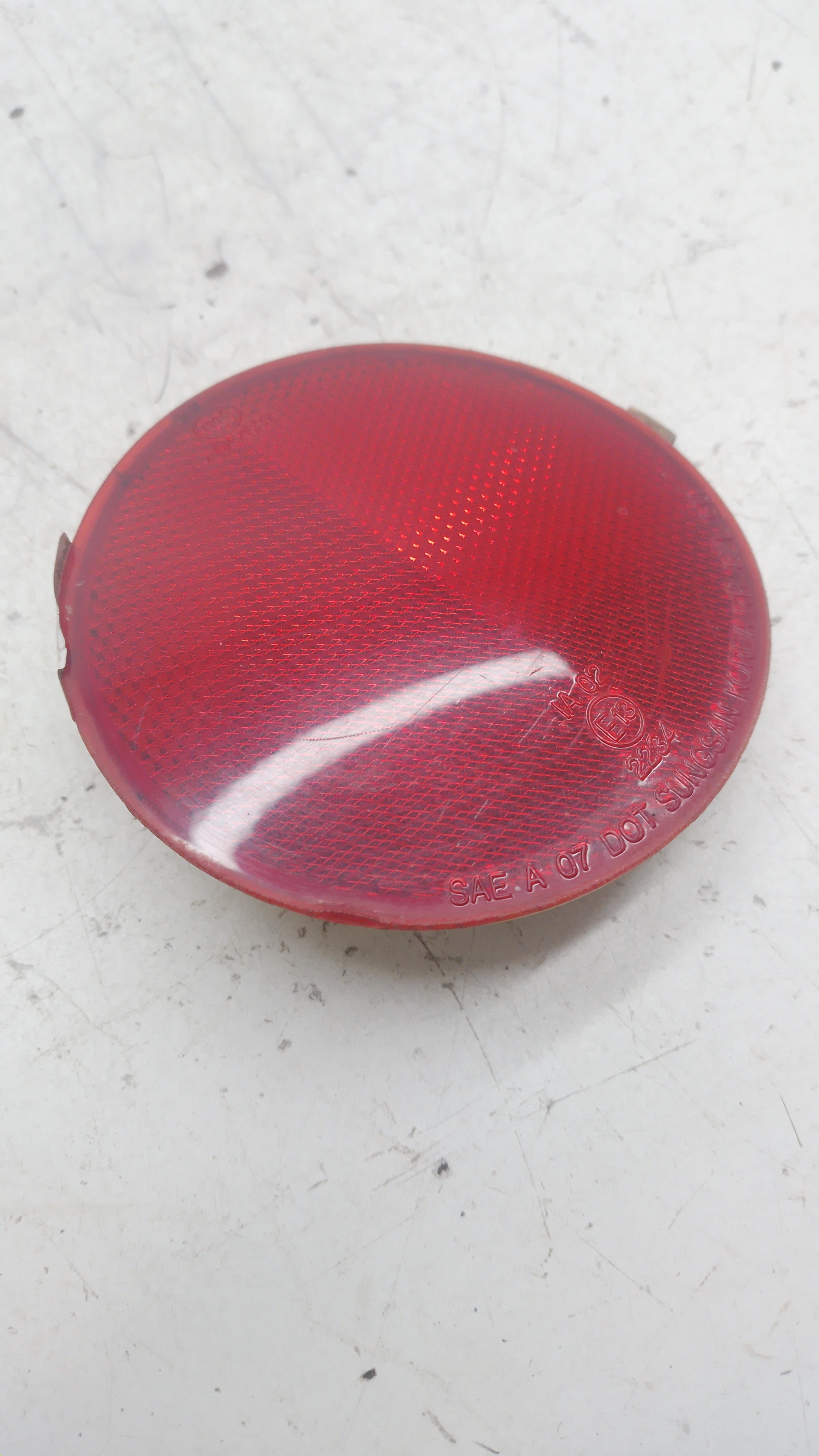 Refletor Olho Gato Traseiro Direito Gm Captiva 2.4 2009 Vermelho