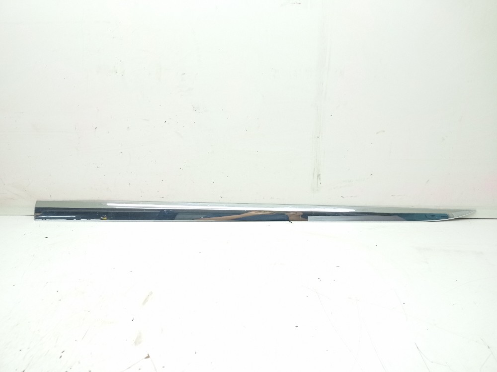 Acabamento Esquerdo Porta Dianteira Hyundai Azera 3.0 2014