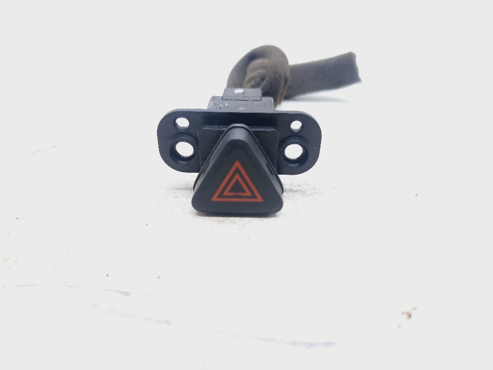 Comando Pisca Alerta Gm Sonic 1.6 2012 2013 95214143 Preto