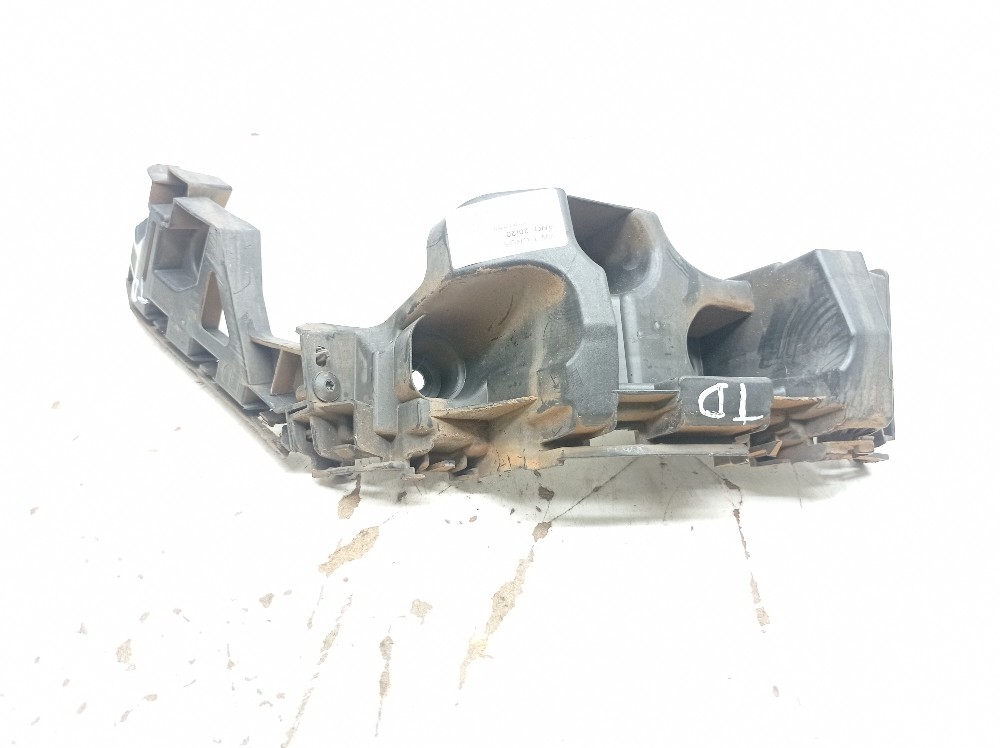 Guia Direito Parachoque Traseiro Vw Tcross Tsi 1.4 2020