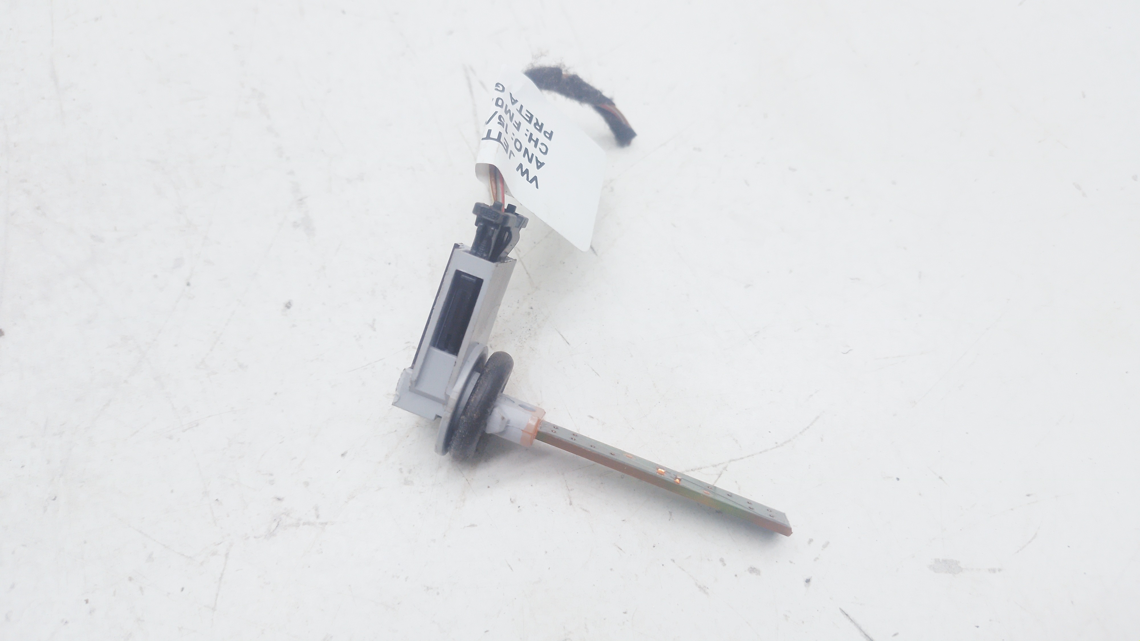 Sensor Temperatura Ar Vw Jetta 2.0 2014/ 2015 Nº4b0820539