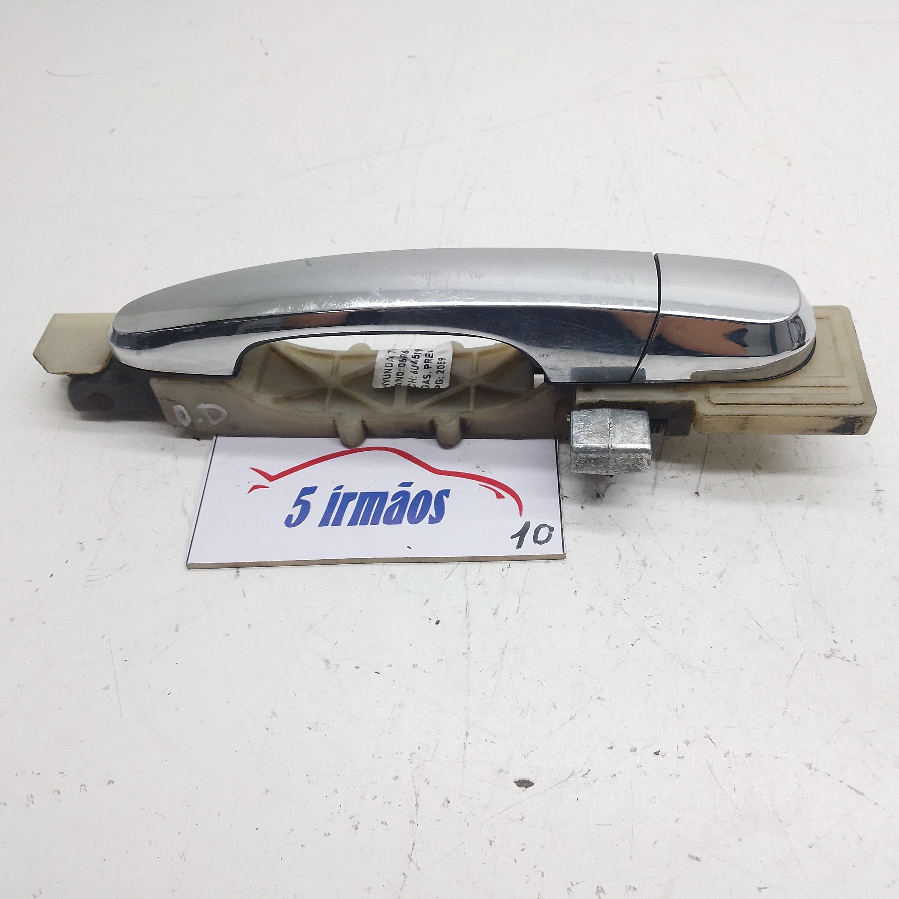 Maçaneta Externa Dianteira Direita Hyundai Tucson 2.7 2006  Dianteira
