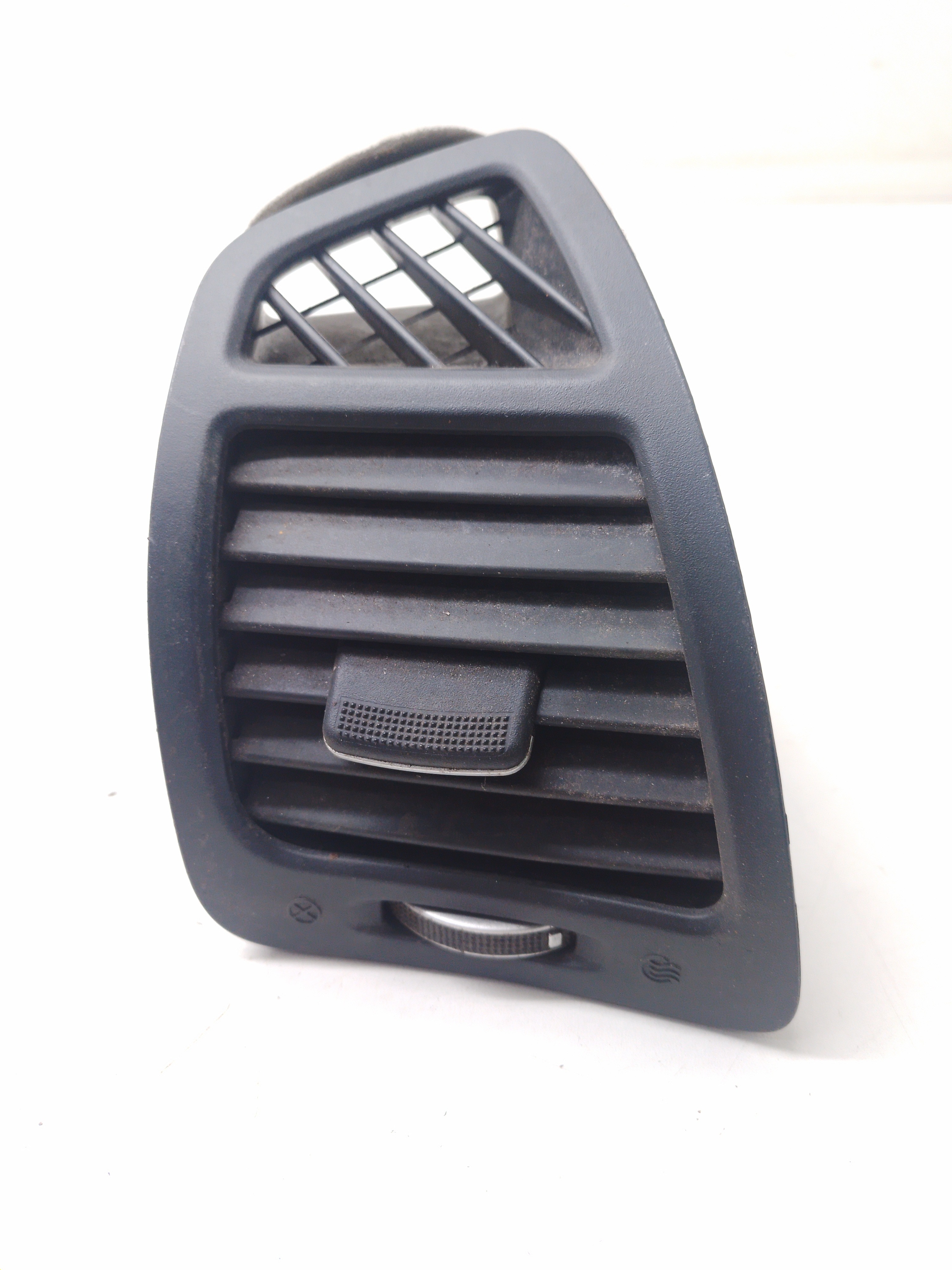Difusor Ar Direito Kia Sorento 2.4 2010 2011 974902p000