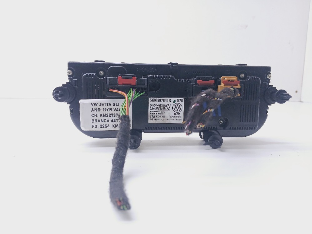 Comando Ar Condicionado Vw Jetta 2.0 Gli 2019 5gm907044r