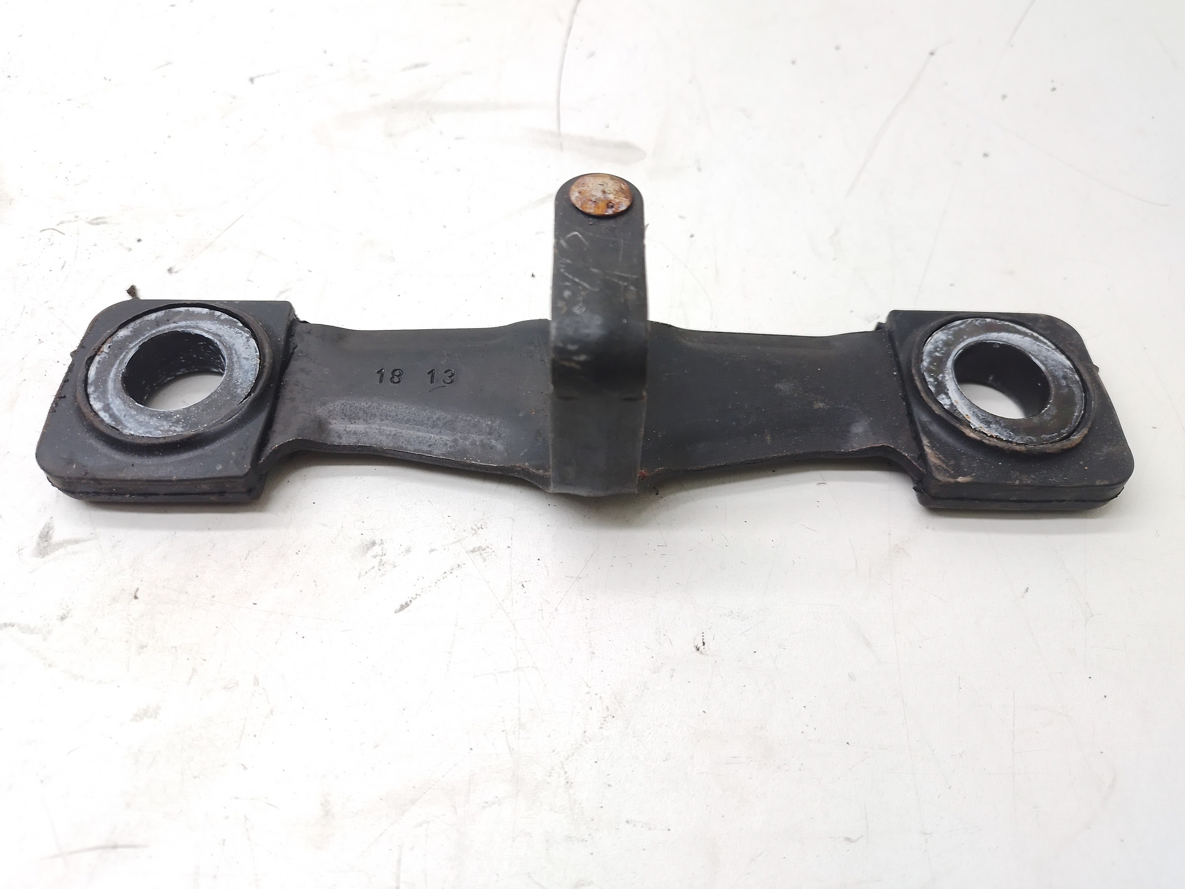 Batente Fechadura Tampa Traseira Vw Golf Gti 2.0 2013 / 2014