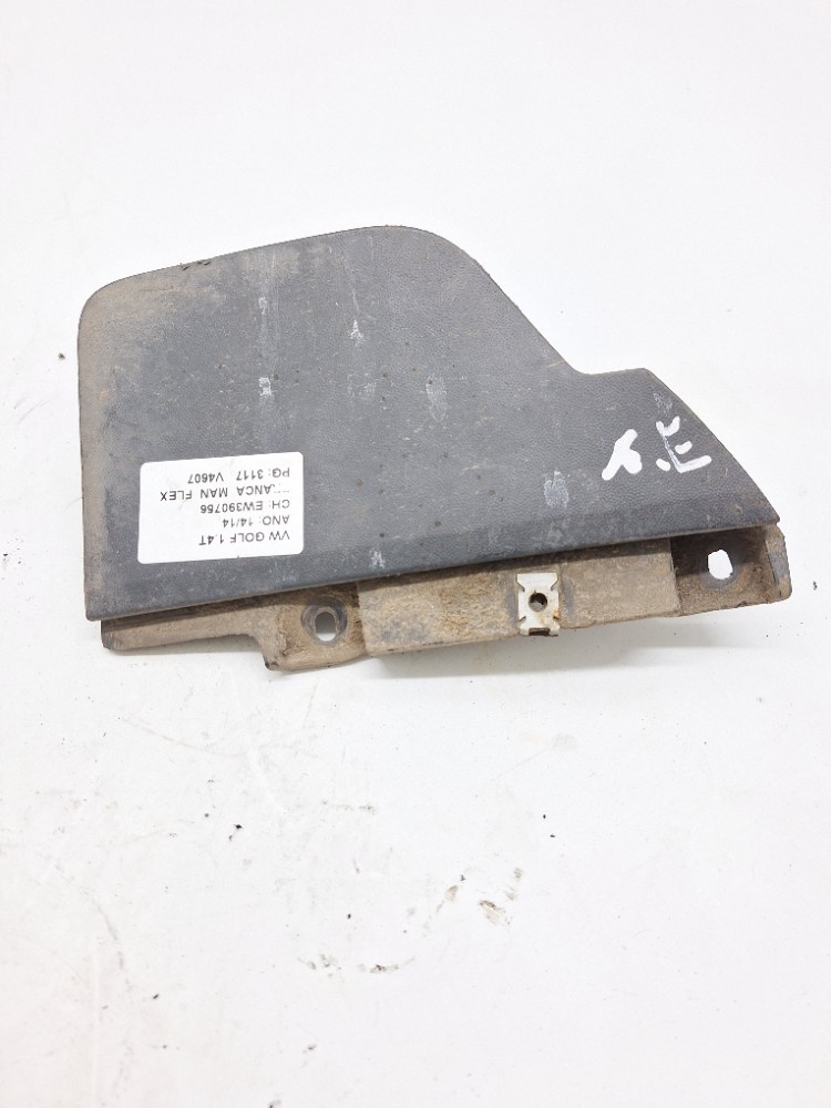 Acabamento Esquerdo Parabarro Traseiro Vw Golf 1.4 2014 2015