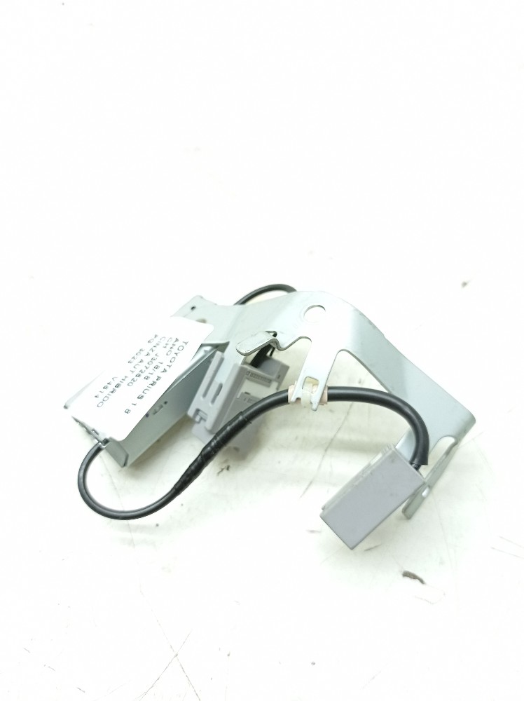 Sensor Keyless Toyota Prius 1.8 2018 2019 8630041760