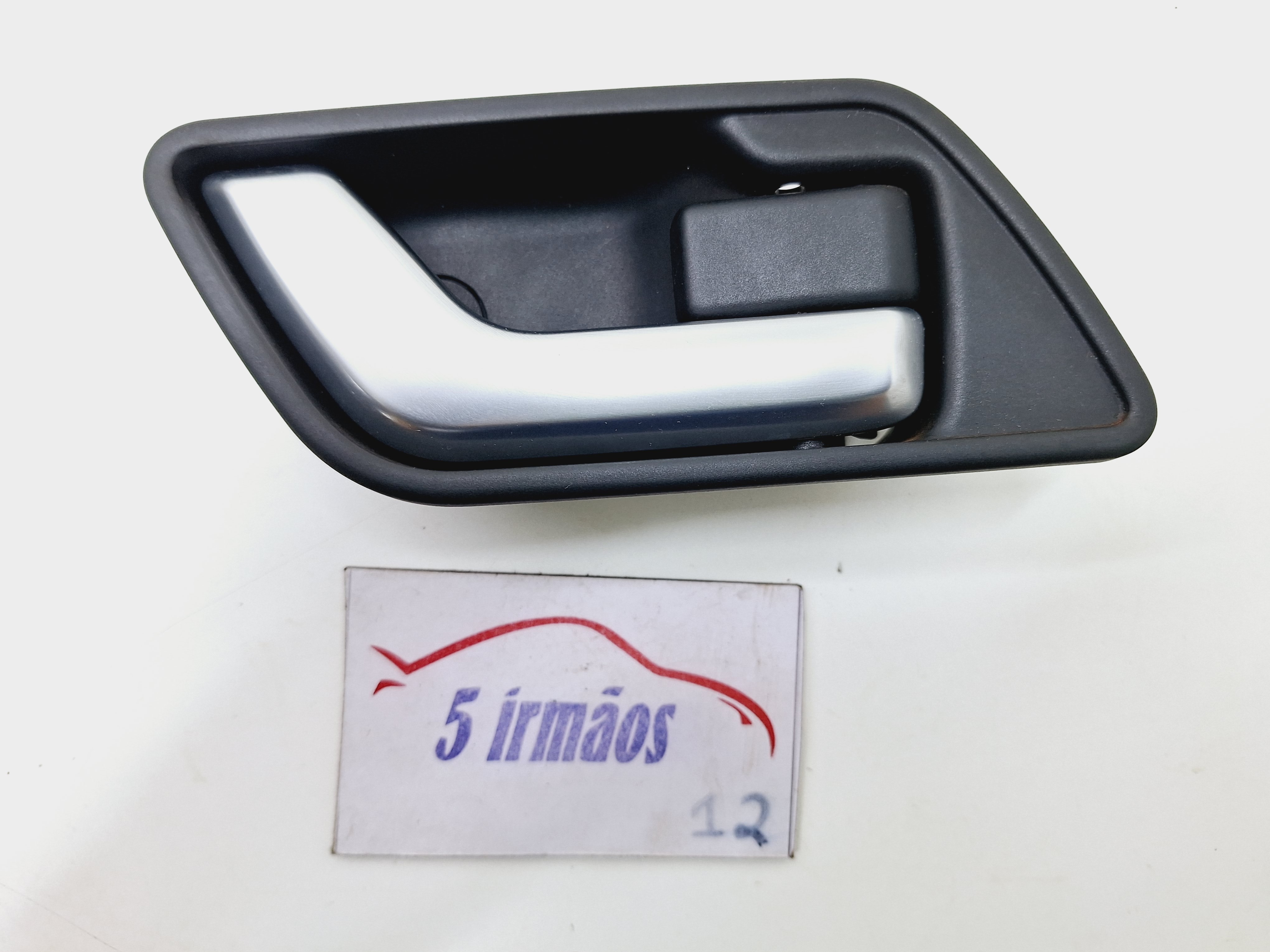 Maçaneta Interna Traseira Direita Freelander 2 2.2 2011 Prata E Preto Traseira