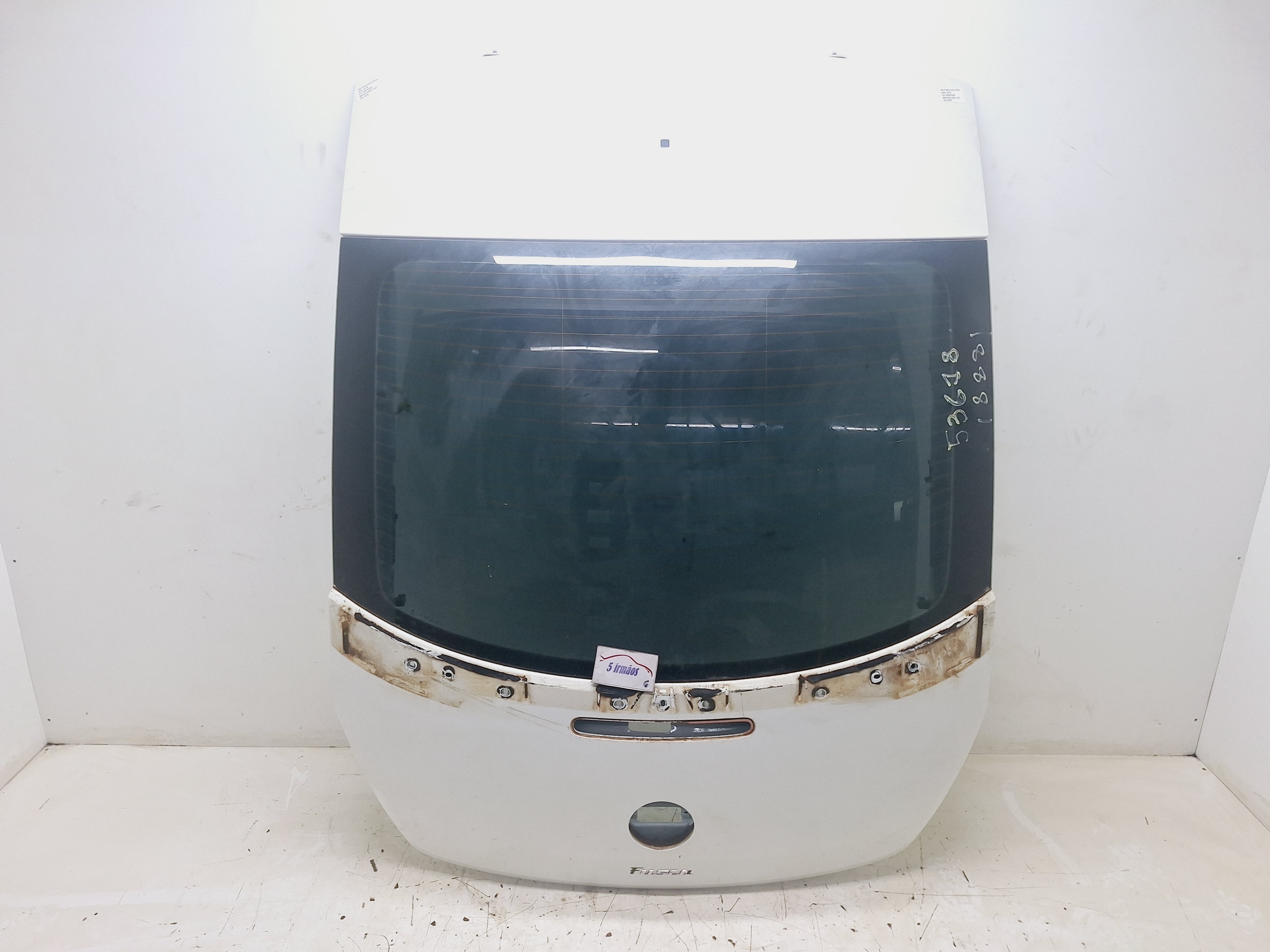 Tampa Traseira S/aerofólio Vw Fusca Tsi 2.0 Turbo Aut 2014 Branco