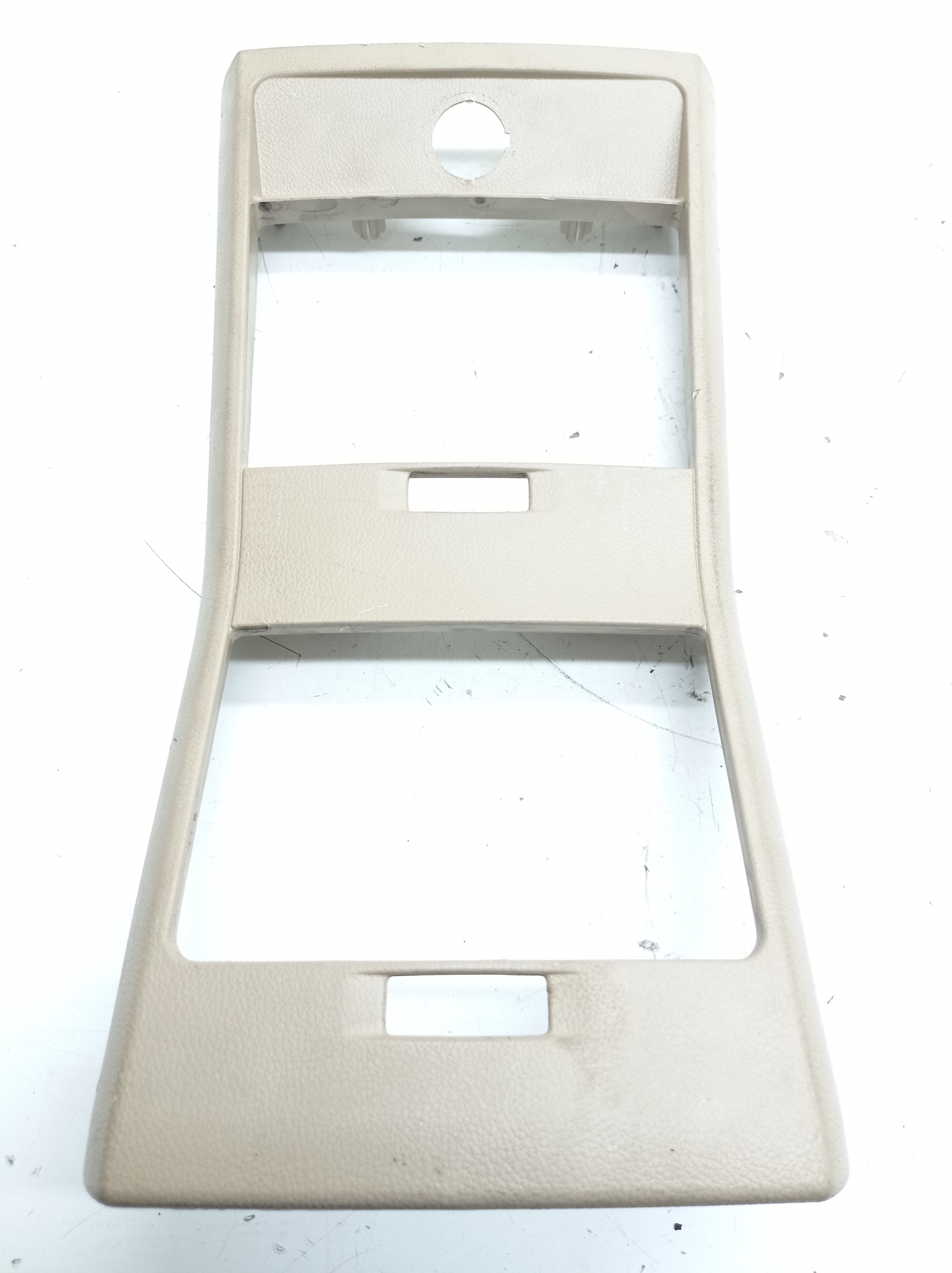 Acabamento Porta Objetos Gm Captiva 3.6 2010 / 2011